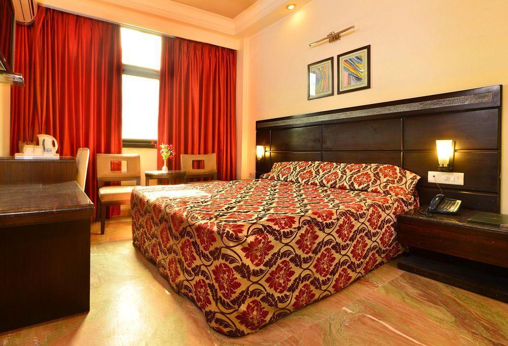 Hotel Shanti Palace West Patel Nagar New Delhi Eksteriør bilde