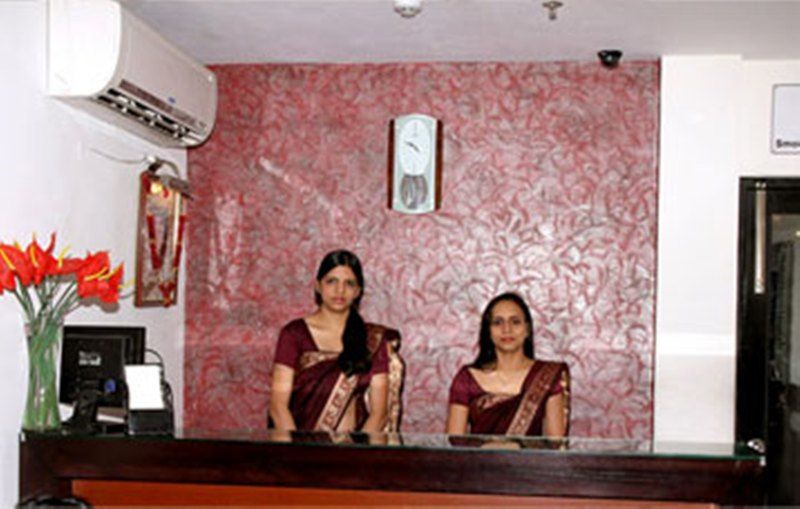 Hotel Shanti Palace West Patel Nagar New Delhi Eksteriør bilde