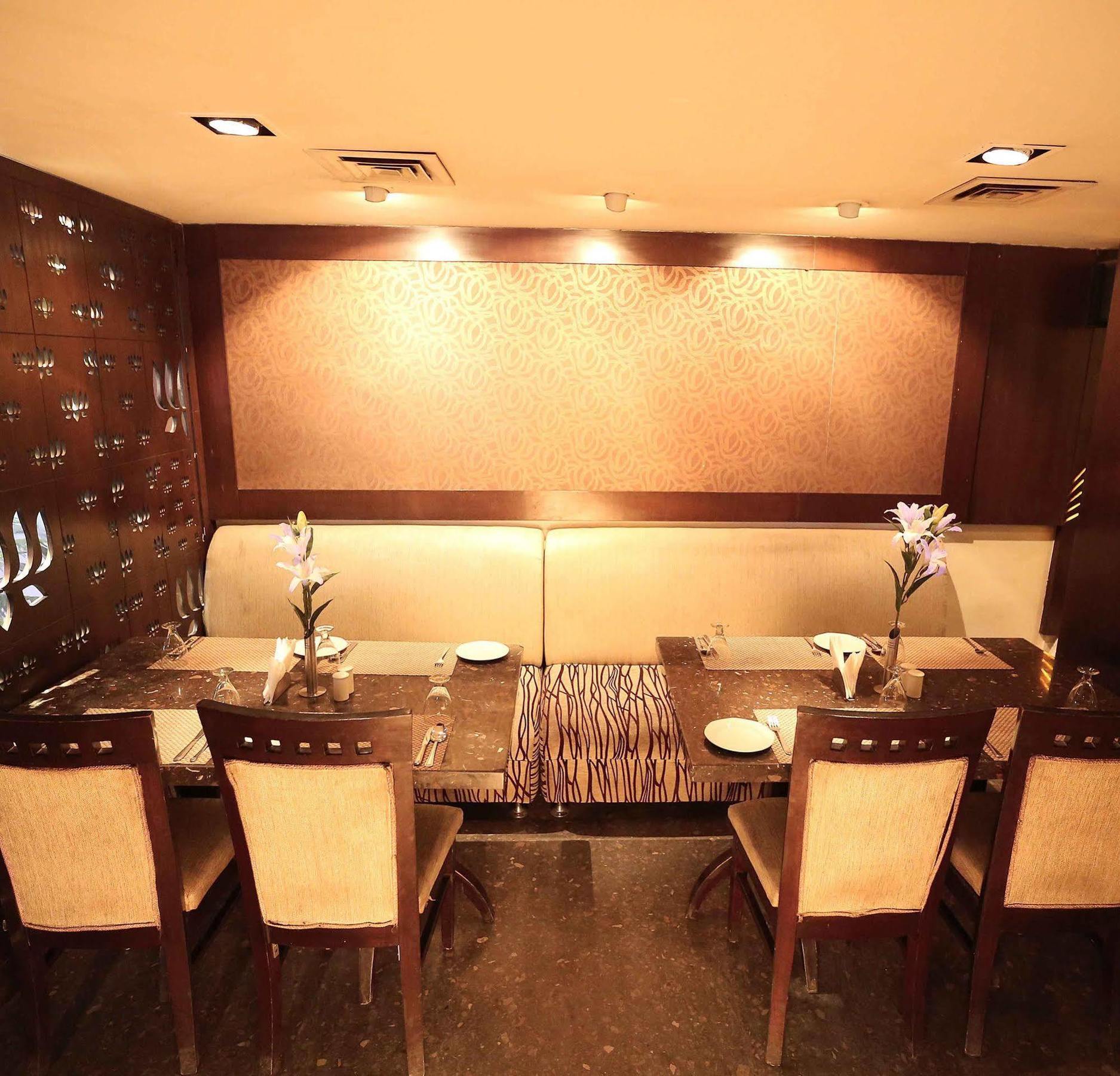 Hotel Shanti Palace West Patel Nagar New Delhi Eksteriør bilde